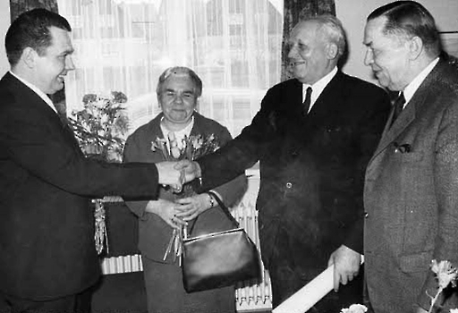 19690422 Ehrung, Ernst Otto, 25 J