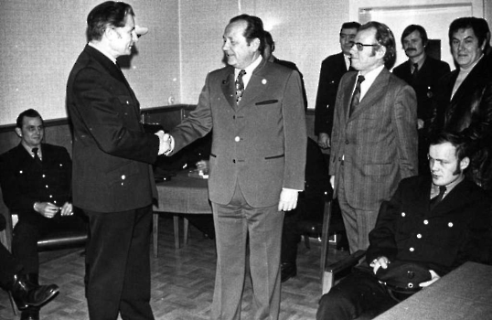 19751227 Reg.Präsident Müller,Karkowski