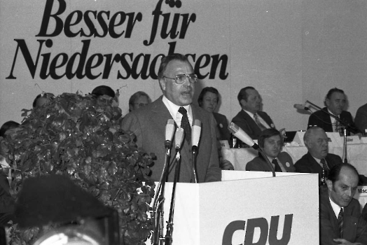 19760306 CDU Parteitag Kohl Albrecht 3