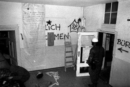 19810205 Hausbesetzung Jüdenstr 35 12