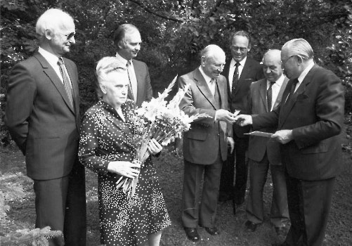 19820721 Thaer-Thünen Plakette an Prof. Haring