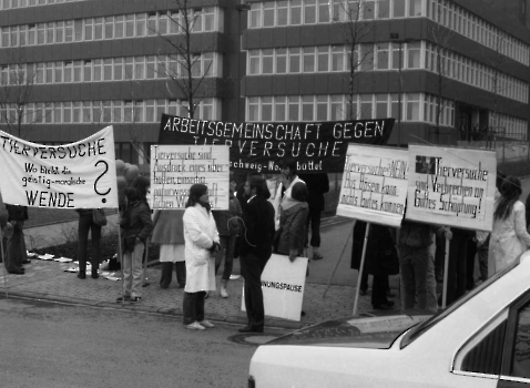 19840412 Demo Primatenzentrum 2