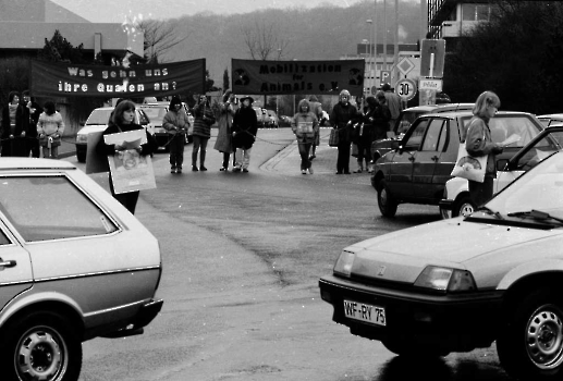 19860423 Blockade Tierschützer 1