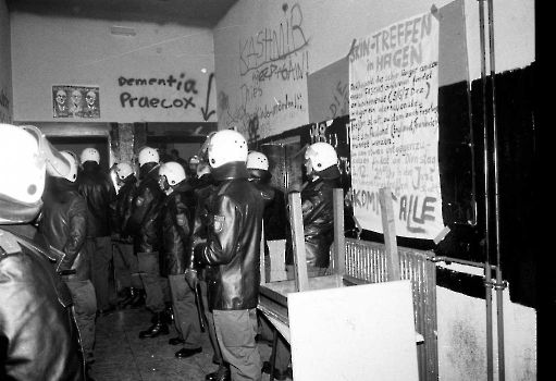 19861201 Polizei Stürmung Juzi 6