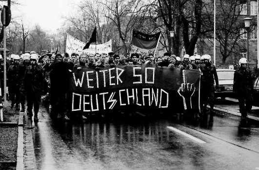 19861205 Demo gegen Polizei Razzia 1