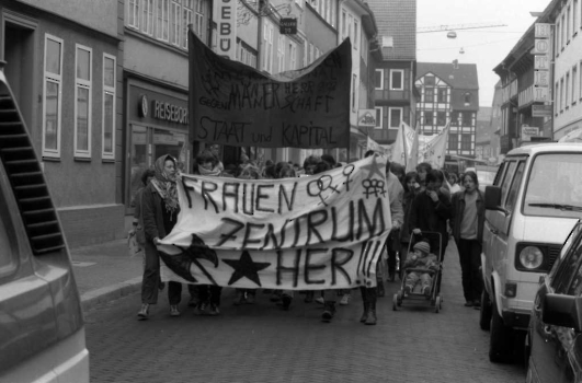 19870406 Demo Frauenzentrum