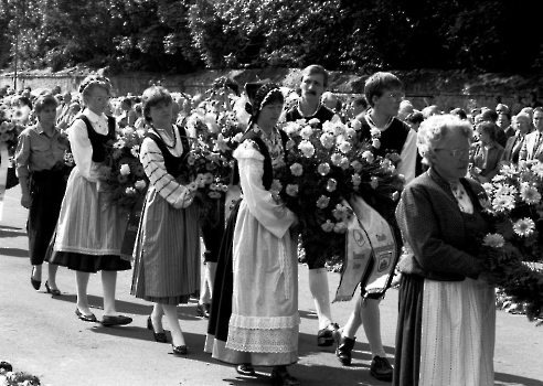 19870909 Totengedenken im Rosengarten 2