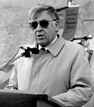 19871003 Friedlandtreffen 20 Jahre Denkmal Nds. Minister Jürgensl