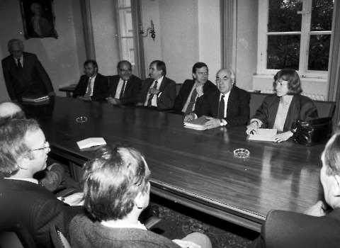 19871216 SPD Oppositzionsf.Nds. Landtag Schröder