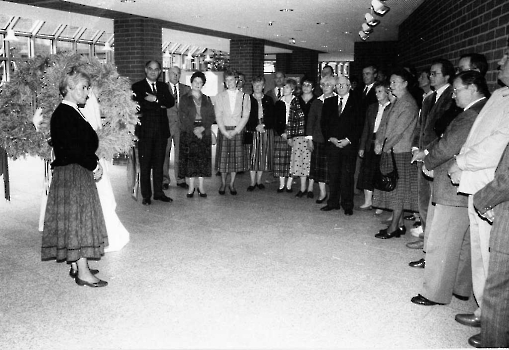 19881001 Erntekranz durch Landvolk