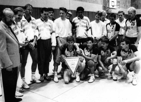 19890810 Handball Göttingen 05 Ehrung