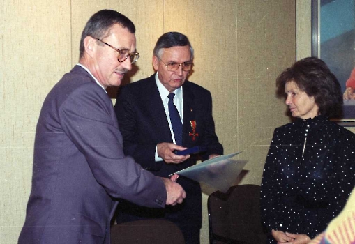 19911014 Bundesverdienstkreuz Bley