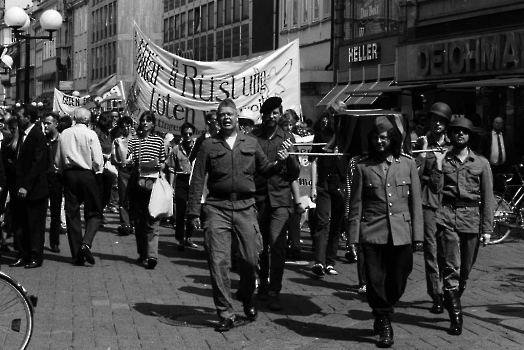 19930509 Demo gegen Krieg in Bosnien