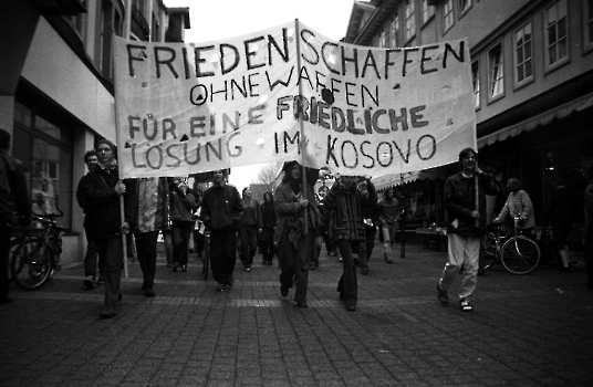 19990408 Demo Kosovo